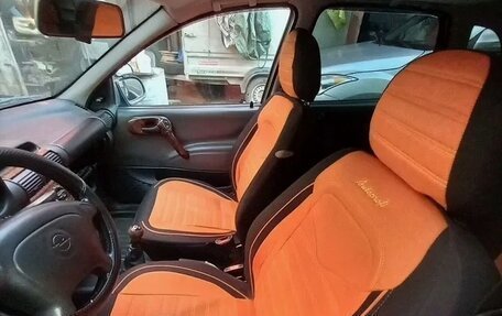 Opel Corsa B, 1997 год, 300 000 рублей, 3 фотография