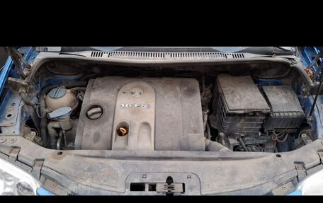 Volkswagen Touran III, 2003 год, 270 000 рублей, 6 фотография