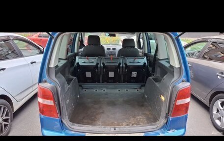 Volkswagen Touran III, 2003 год, 270 000 рублей, 11 фотография