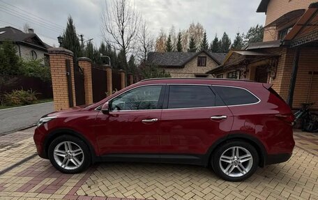 Hyundai Santa Fe III рестайлинг, 2017 год, 2 190 000 рублей, 2 фотография