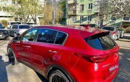 KIA Sportage IV рестайлинг, 2018 год, 2 399 000 рублей, 7 фотография