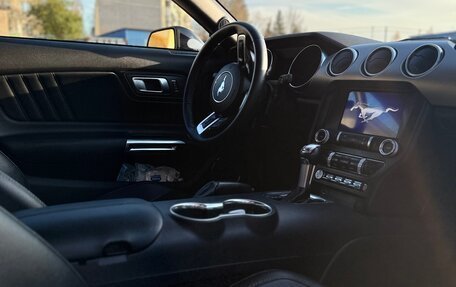 Ford Mustang VI рестайлинг, 2021 год, 3 485 000 рублей, 10 фотография