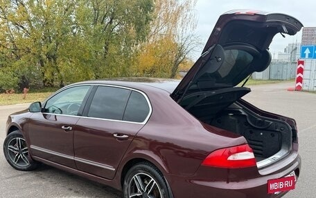 Skoda Superb III рестайлинг, 2012 год, 800 000 рублей, 7 фотография
