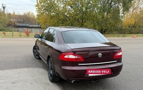 Skoda Superb III рестайлинг, 2012 год, 800 000 рублей, 5 фотография