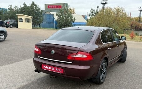 Skoda Superb III рестайлинг, 2012 год, 800 000 рублей, 4 фотография