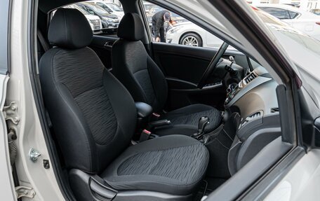 Hyundai Solaris II рестайлинг, 2015 год, 1 177 000 рублей, 8 фотография