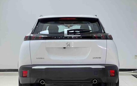 Peugeot 2008 II, 2023 год, 1 458 000 рублей, 5 фотография