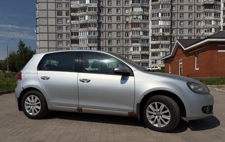 Volkswagen Golf VII рестайлинг, 2012 год, 700 000 рублей, 3 фотография
