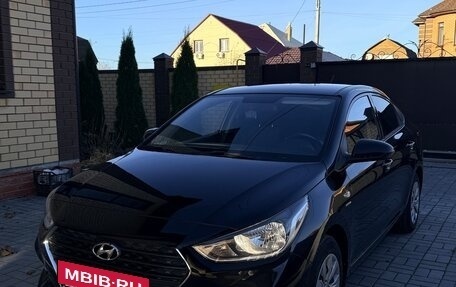 Hyundai Solaris II рестайлинг, 2019 год, 1 490 000 рублей, 2 фотография
