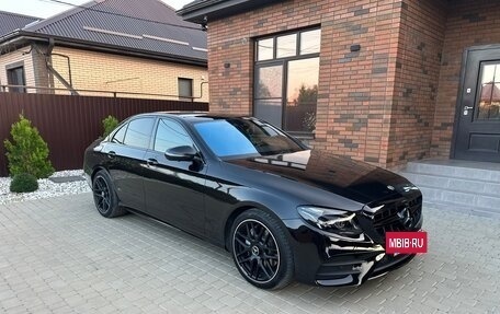 Mercedes-Benz E-Класс, 2018 год, 3 650 000 рублей, 3 фотография