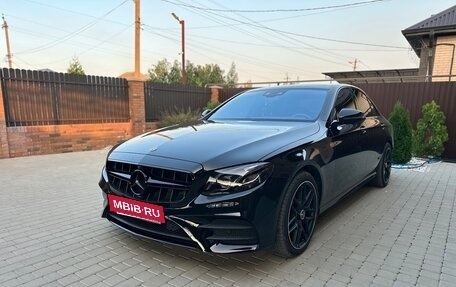 Mercedes-Benz E-Класс, 2018 год, 3 650 000 рублей, 2 фотография