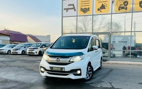 Honda Stepwgn IV рестайлинг, 2017 год, 1 999 000 рублей, 1 фотография