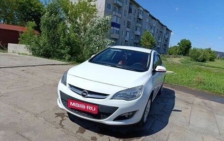 Opel Astra J, 2012 год, 900 000 рублей, 1 фотография