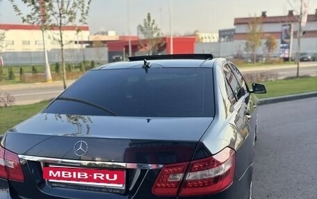 Mercedes-Benz E-Класс, 2010 год, 1 650 000 рублей, 5 фотография
