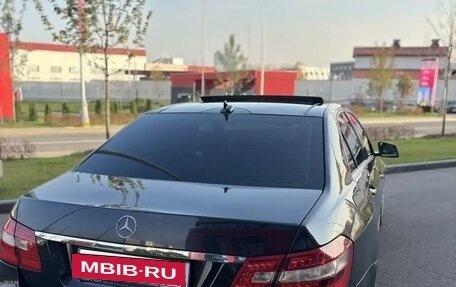 Mercedes-Benz E-Класс, 2010 год, 1 650 000 рублей, 8 фотография