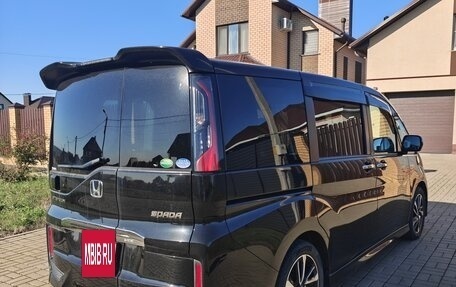 Honda Stepwgn IV рестайлинг, 2015 год, 2 550 000 рублей, 6 фотография