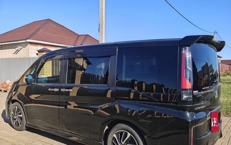 Honda Stepwgn IV рестайлинг, 2015 год, 2 550 000 рублей, 4 фотография