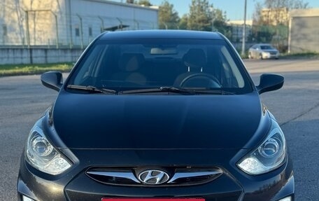Hyundai Solaris II рестайлинг, 2014 год, 750 000 рублей, 2 фотография