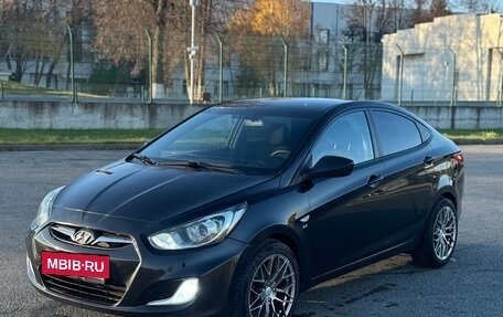 Hyundai Solaris II рестайлинг, 2014 год, 750 000 рублей, 3 фотография