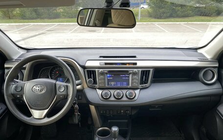 Toyota RAV4, 2014 год, 1 900 000 рублей, 7 фотография