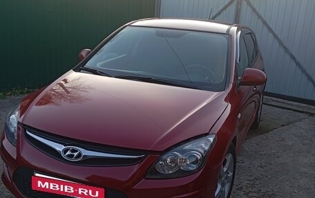 Hyundai i30 I, 2011 год, 690 000 рублей, 2 фотография