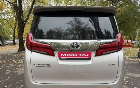 Toyota Alphard III, 2019 год, 4 850 000 рублей, 6 фотография