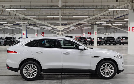 Jaguar F-Pace, 2017 год, 2 550 000 рублей, 5 фотография