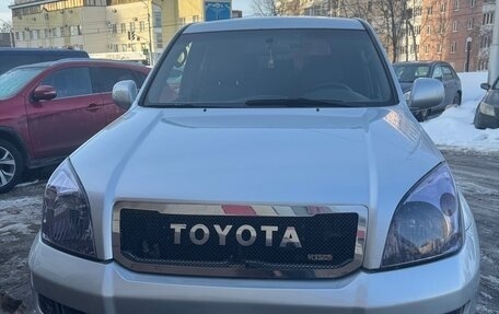Toyota Land Cruiser Prado 120, 2006 год, 2 499 999 рублей, 2 фотография