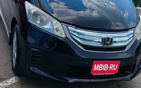 Honda Freed I, 2012 год, 1 099 999 рублей, 3 фотография