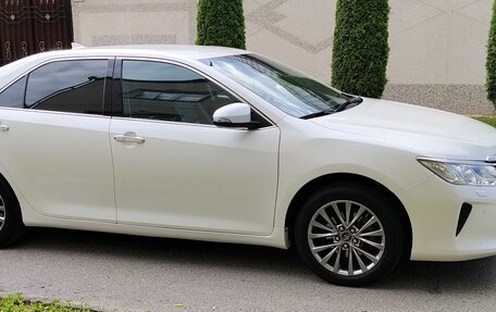 Toyota Camry, 2016 год, 1 950 000 рублей, 5 фотография