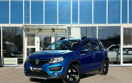Renault Sandero II рестайлинг, 2015 год, 890 000 рублей, 1 фотография
