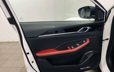 Geely Coolray I, 2024 год, 1 990 000 рублей, 13 фотография
