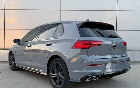 Volkswagen Golf VIII, 2022 год, 1 950 000 рублей, 4 фотография