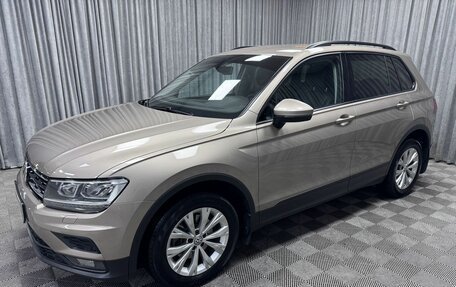 Volkswagen Tiguan II, 2020 год, 2 650 000 рублей, 7 фотография