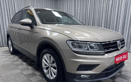 Volkswagen Tiguan II, 2020 год, 2 650 000 рублей, 3 фотография