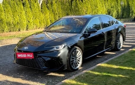 Toyota Camry, 2024 год, 3 600 000 рублей, 3 фотография