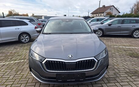 Skoda Octavia IV, 2023 год, 2 370 000 рублей, 4 фотография