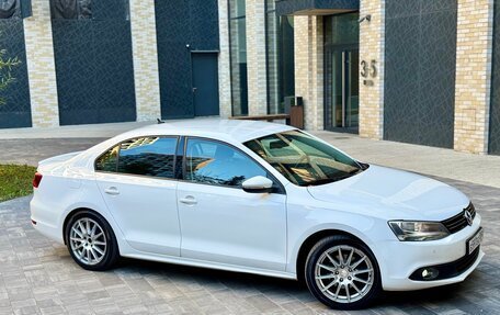 Volkswagen Jetta VII, 2014 год, 1 100 000 рублей, 3 фотография
