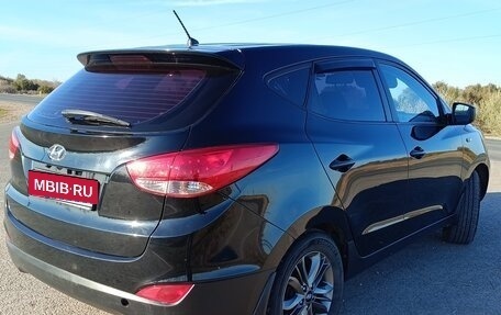 Hyundai ix35 I рестайлинг, 2015 год, 1 300 000 рублей, 12 фотография