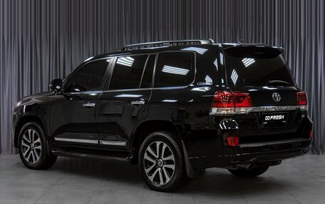 Toyota Land Cruiser 200, 2016 год, 5 779 000 рублей, 2 фотография