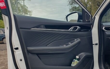 Geely Coolray I, 2025 год, 2 200 000 рублей, 10 фотография