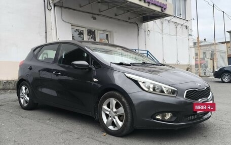 KIA cee'd III, 2015 год, 1 370 000 рублей, 2 фотография