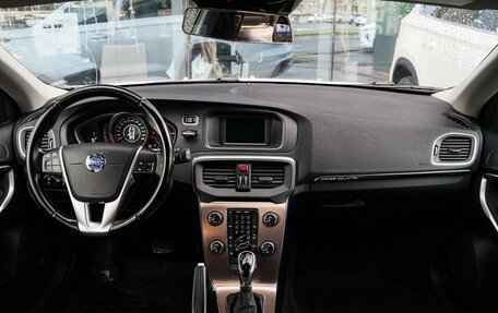 Volvo V40 Cross Country I, 2014 год, 1 200 000 рублей, 10 фотография