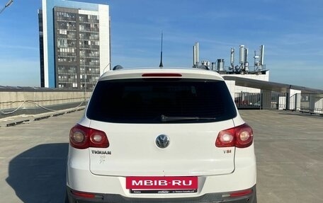 Volkswagen Tiguan I, 2010 год, 700 000 рублей, 4 фотография