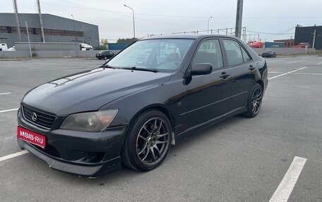 Lexus IS II рестайлинг 2, 1999 год, 499 000 рублей, 1 фотография