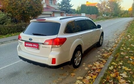 Subaru Outback IV рестайлинг, 2011 год, 1 450 000 рублей, 4 фотография