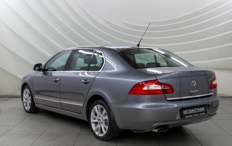 Skoda Superb III рестайлинг, 2009 год, 888 000 рублей, 5 фотография