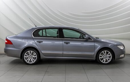 Skoda Superb III рестайлинг, 2009 год, 888 000 рублей, 7 фотография