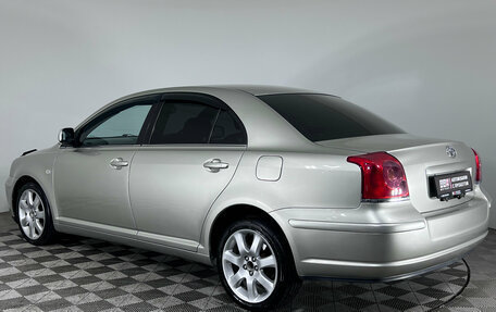 Toyota Avensis III рестайлинг, 2005 год, 647 000 рублей, 6 фотография