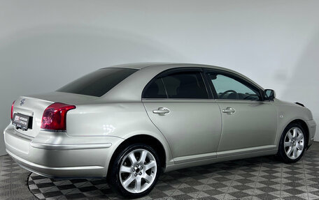 Toyota Avensis III рестайлинг, 2005 год, 647 000 рублей, 8 фотография
